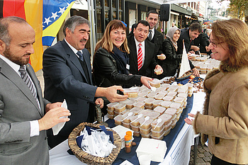 Die Aschura-Suppe wird am 25. Oktober auf dem Marktplatz ausgegeben. Foto: StVw