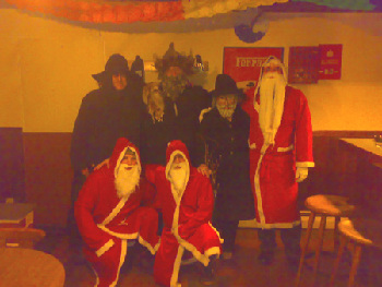 Die Jugendspieler werden vom Nikolaus besucht