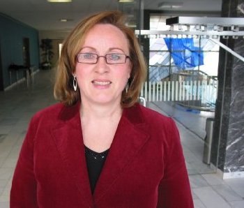 Anne Schmitt im Rathausfoyer