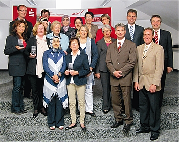 B�rgerschaftliches Engagement ist der Sparkasse Baden-Baden Gaggenau sehr wichtig. Auf unserem Bild sind jene Preistr�ger zu sehen, die in diesem Jahr gek�rt wurden. Foto: privat