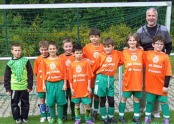 F-Jugend Mannschaft beim Spieletag in Weitenung im Mai 2010