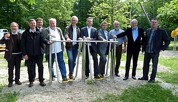 Die Verantwortlichen freuen sich �ber die neu errichtete Anlage. Foto: privat