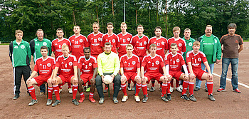 SVM Mannschaft mit Trikotsponsor Harald Schwend 2011