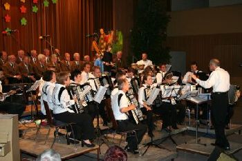 Harmonika-Orchester beim Konzert am 05.05.2007