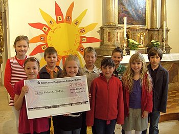 Kommunionkinder sammeln Spenden f�r Kinder