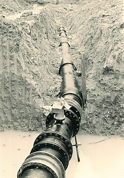 Durch sie flie�t das kostbare Nass: Wasserleitungen der Stadtwerke Gaggenau. Foto: StVw