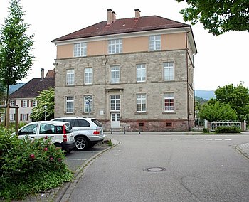 Im Erdgeschoss der �Alten Schule� in Ottenau wird ab September 2010 Kindertagespflege angeboten. Foto: S. Mandic