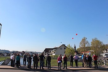 Die Ballons veranschaulichen die Hhe der geplanten Gebude. Foto: StVw