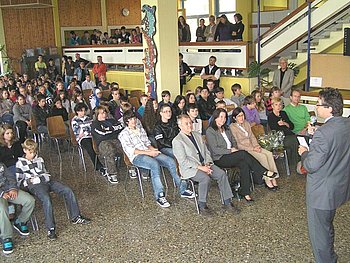 �Ihr seid die Zukunft�, bescheinigte Oberb�rgermeister Christof Florus den neuen Werkrealsch�lern und appellierte an sie, ihre neuen Chancen zu nutzen.