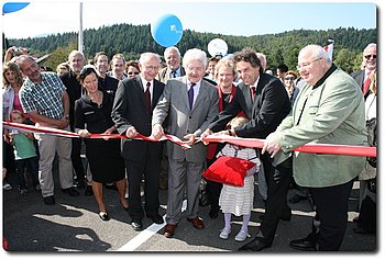 Ein rundum gelungenes Fest: Die Rotherma-Querspange ist er�ffnet