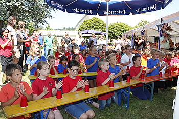 Schler der Ebersteinschule begeisterten mit einem bunten Programm. Foto: StVw