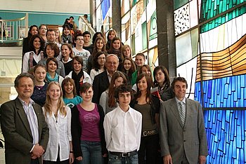 Machten sich in ausgezeichnetem Ma�e Gedanken f�r ein besseres Europa: Die Preistr�ger des Europ�ischen Wettbewerbes. Foto: StVw