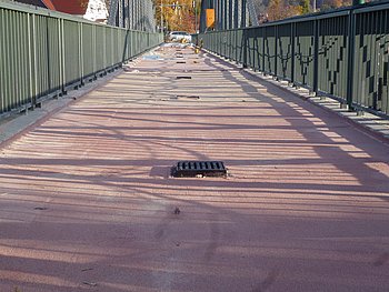 Der Abschluss der Arbeiten am Glasersteg erfordert eine trockene Witterung. Foto: StVw