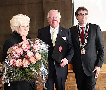 ehrenb�rger heinz goll mit ehefrau ursula und oberb�rgermeister florus
