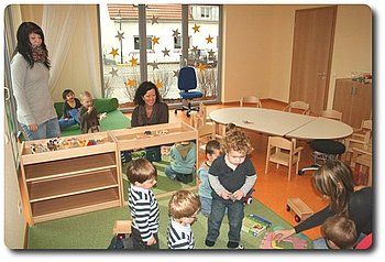 B�rgermeisterin Brigitte Sch�uble stattet  neuer Kita Bruchgraben ersten Besuch ab