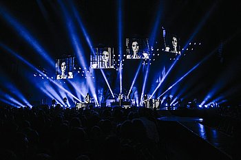 silbermond in aktion